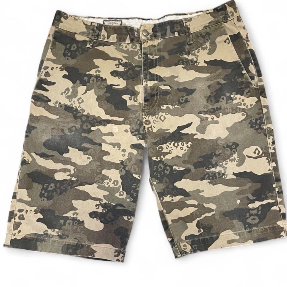 Volcom Vmonty‎ Men's Camouflage Skateboarding Chino Shorts Size 33